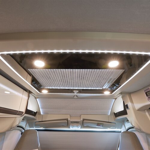UNIQUE AMBIENCE | canopy with indirect lighting and additional LEDs for optimum illumination of the seating area.